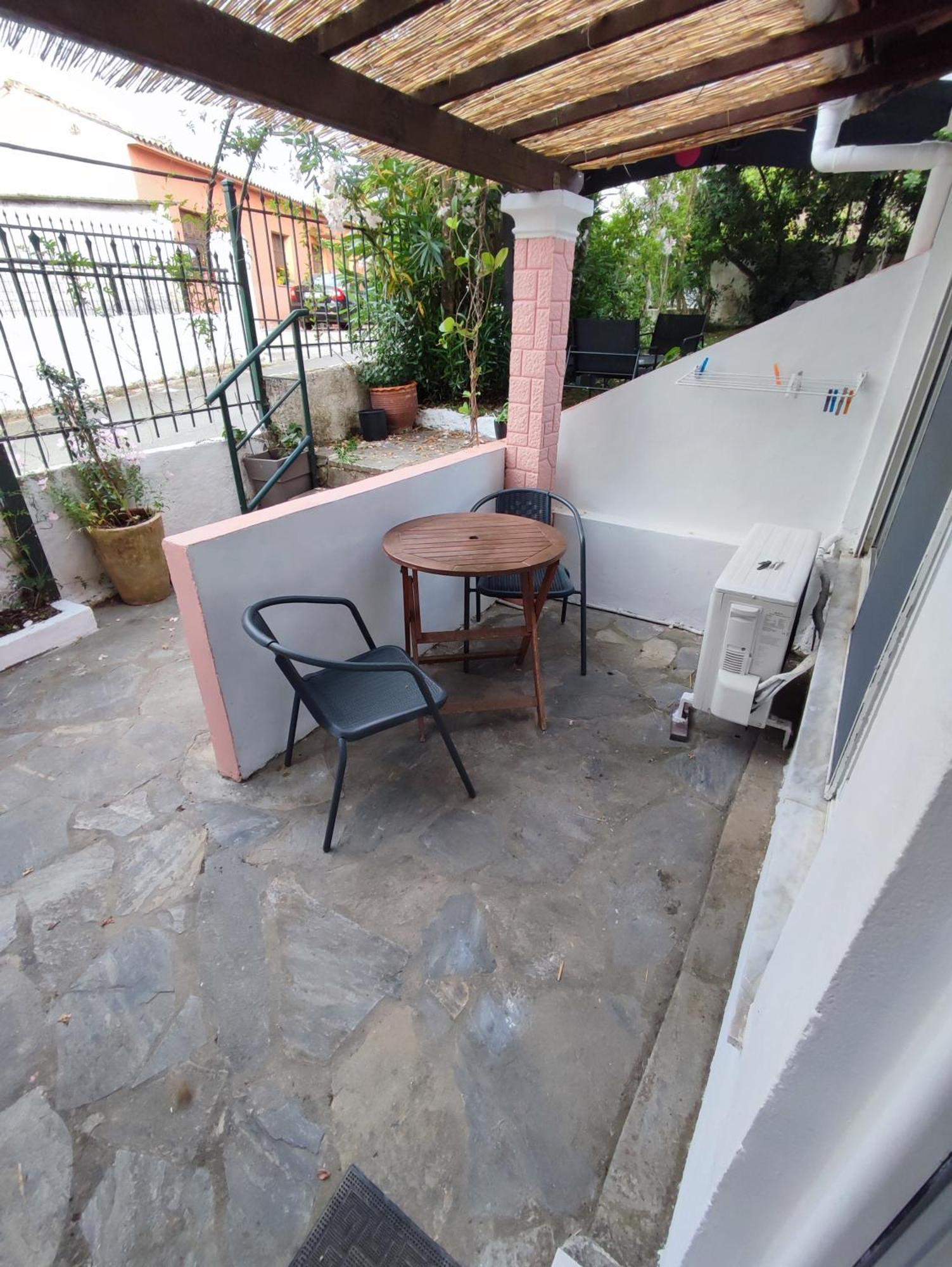 Villa Avra Dassia  Ngoại thất bức ảnh