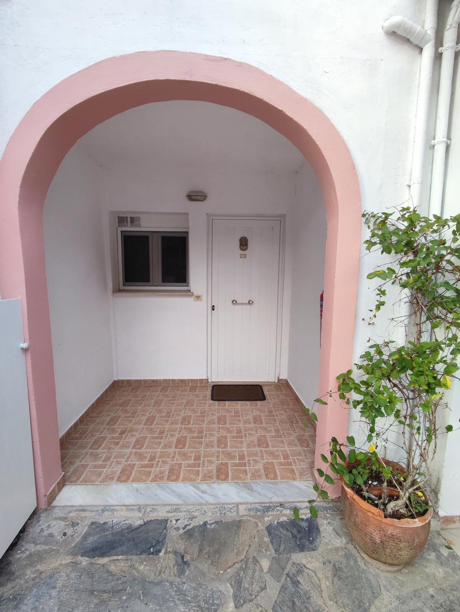 Villa Avra Dassia  Ngoại thất bức ảnh