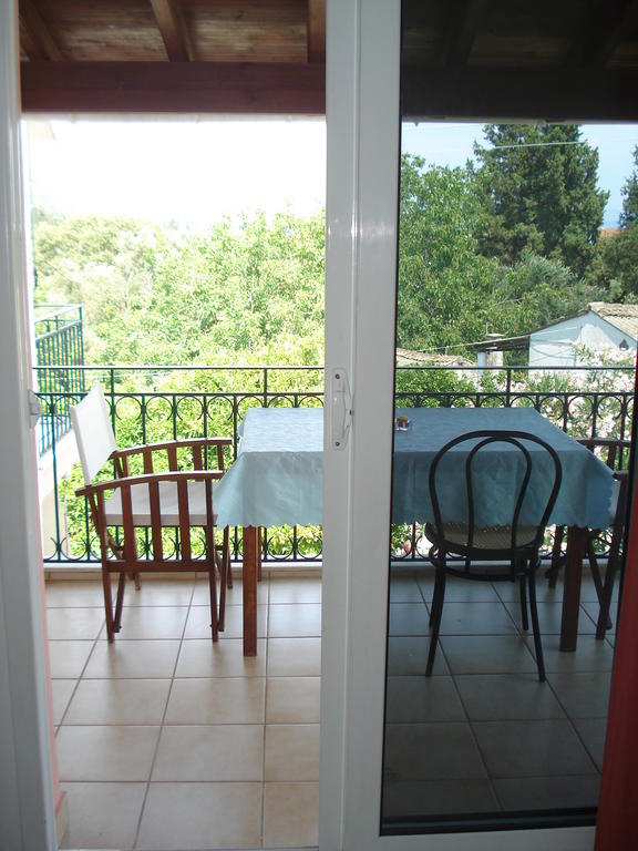 Villa Avra Dassia  Ngoại thất bức ảnh
